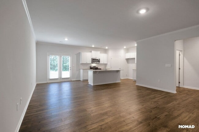 Building Photo - Charming 3BR Townhome in Buford