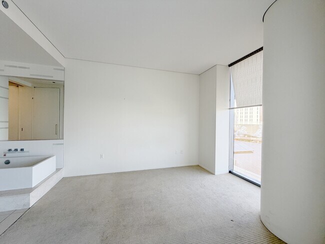 Building Photo - 3722 S Las Vegas Blvd