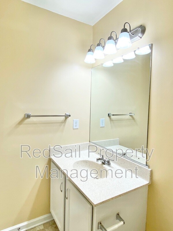 Foto del edificio - 786 Wilderness Way