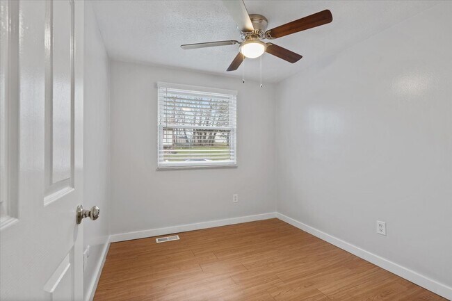 Bedroom 2 - 2633 Fox Chase Ct
