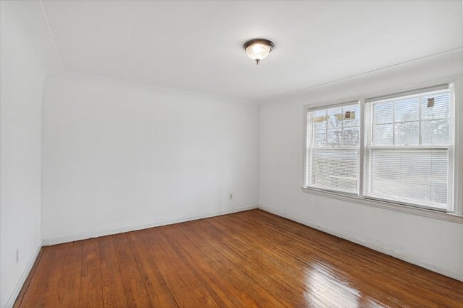 Building Photo - 22107 15 Mile Rd