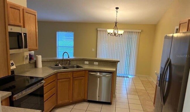 Building Photo - 8040 SW 128 Loop