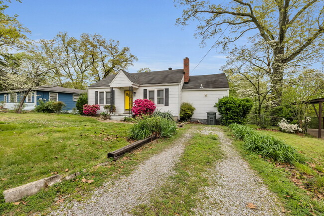 Foto del edificio - Charming Stuart Heights Home – Spacious, S...