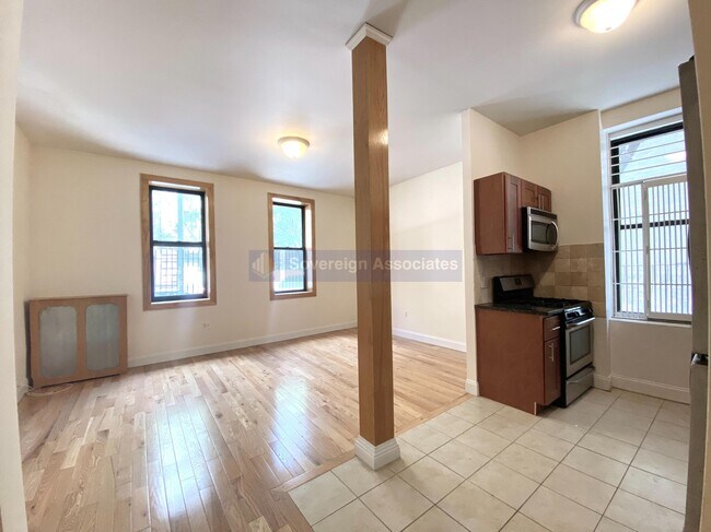 Foto del edificio - 280 Fort Washington Ave