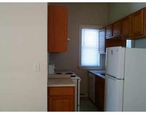 Building Photo - 933 Worcester Rd