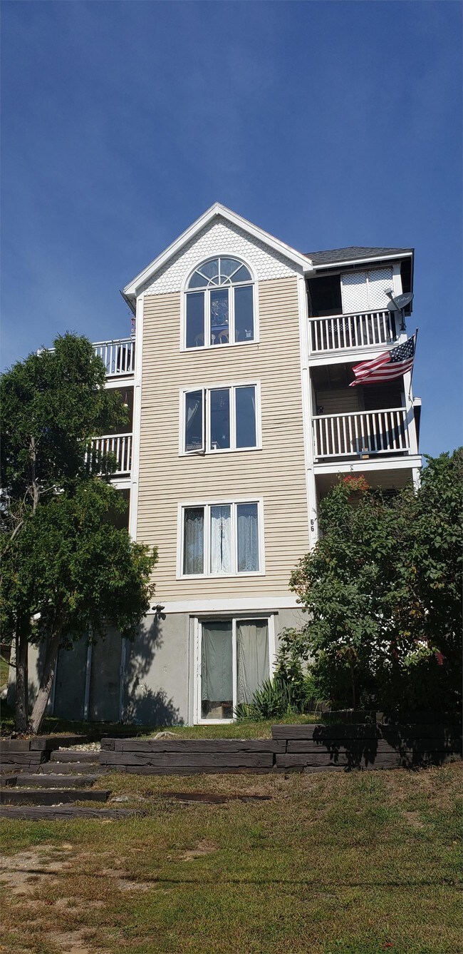 Foto del edificio - 66 Washington Ave