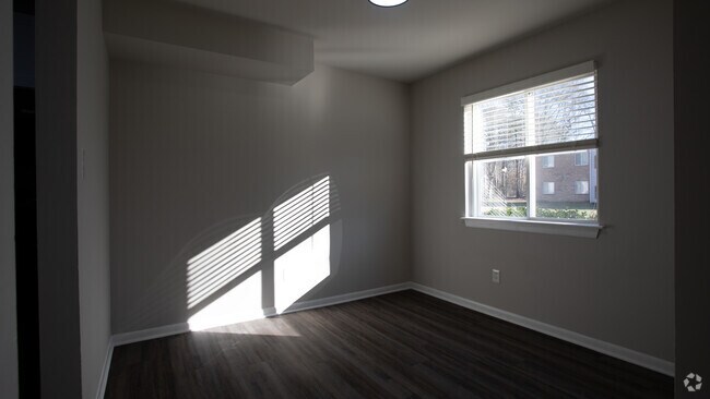 2BR,1.5BA,-1118SF - Pines of York