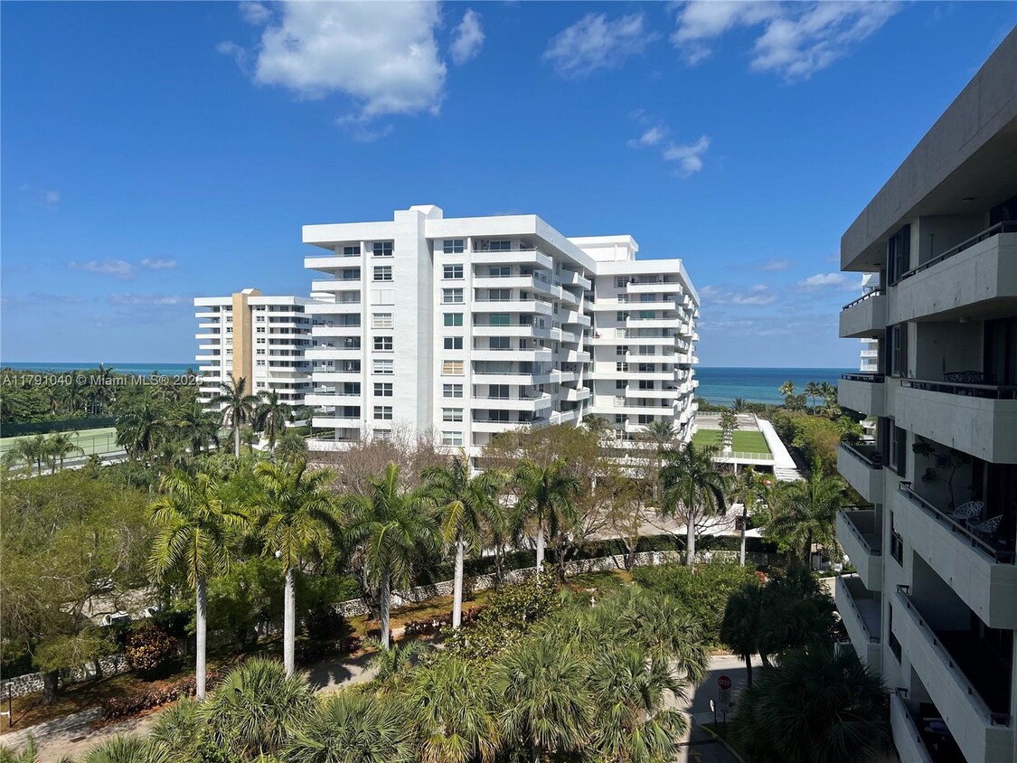 Foto del edificio - 170 Ocean Ln Dr