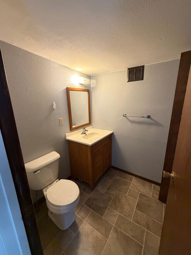 Foto del edificio - 1205 E Converse St