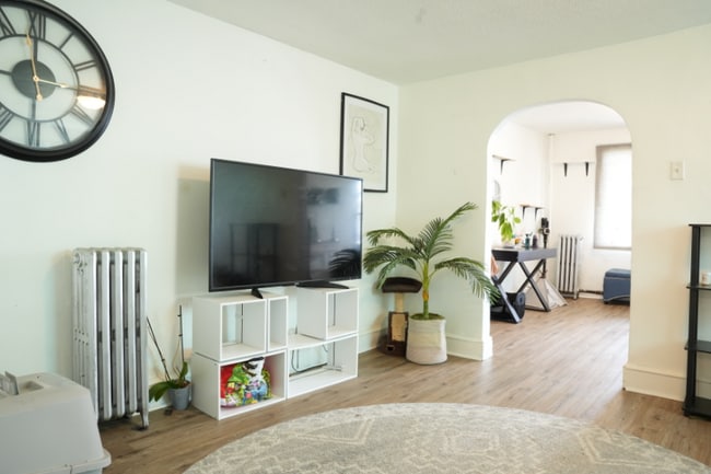 Building Photo - 1130 Blair Ave