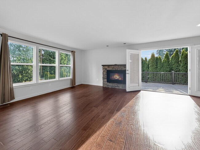 Foto del edificio - 16218 3rd Ave SE