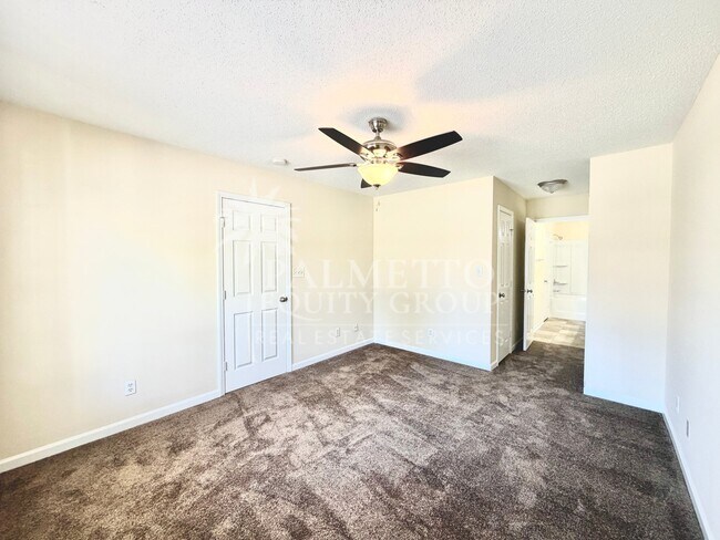 Building Photo - 263 Malamute Ln