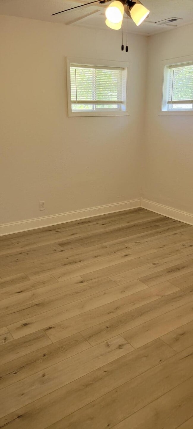 Foto del edificio - Newly rehabbed home