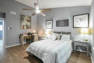 Building Photo - 7931 Ellinger Ln