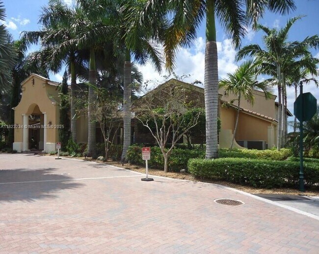 Foto del edificio - 945 NE 34th Ave