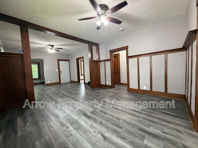 Foto del edificio - 2282 Sheldon St