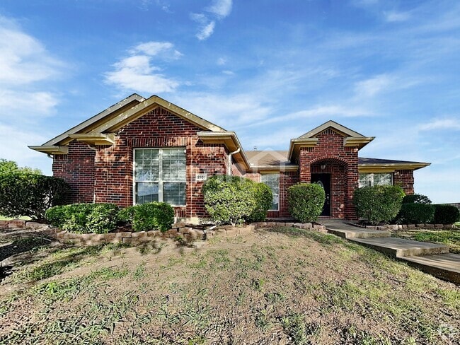Building Photo - 2101 Harvester Dr