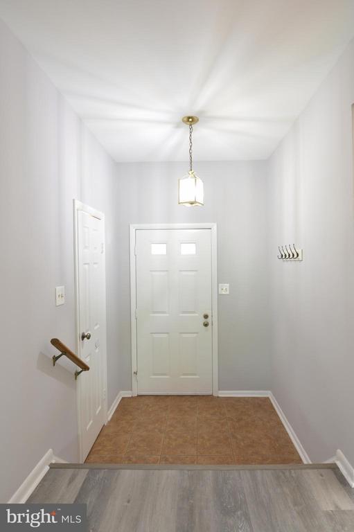 Building Photo - 13326 Waterside Cir