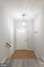 Building Photo - 13326 Waterside Cir