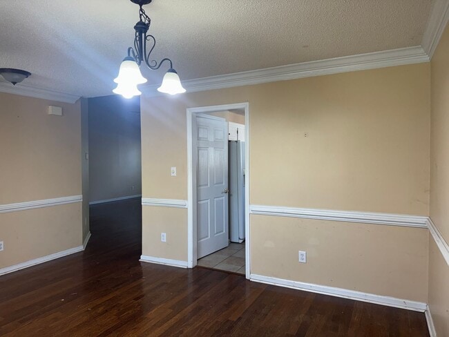 Building Photo - Three Bedroom Ranch in Cornelius