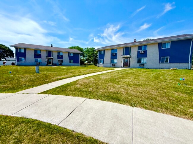 Building Photo - Ridgeway Court