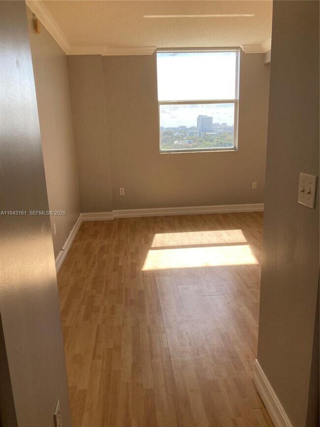 Foto del edificio - 1 Glen Royal Pkwy