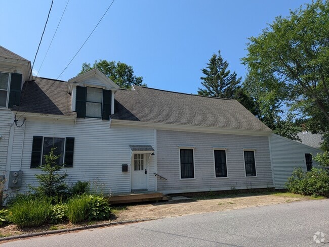 Building Photo - 3 Columbia Ave