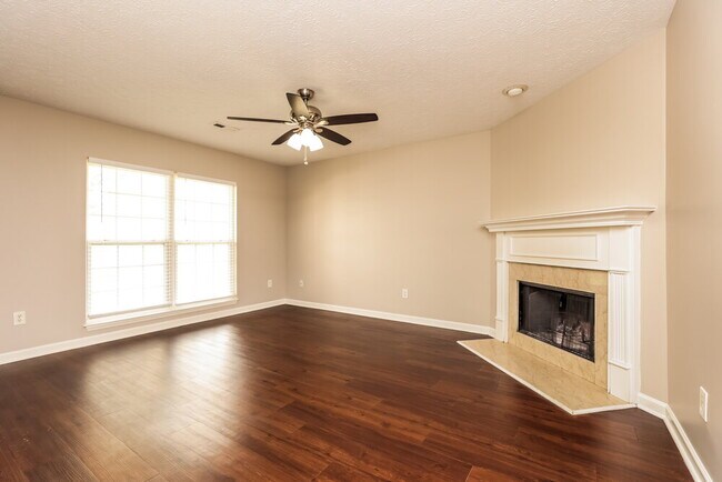 Building Photo - 2125 Deer Valley Dr