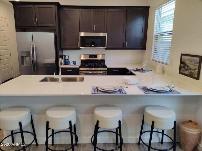 Foto del edificio - 2996 E Birdsong Ave