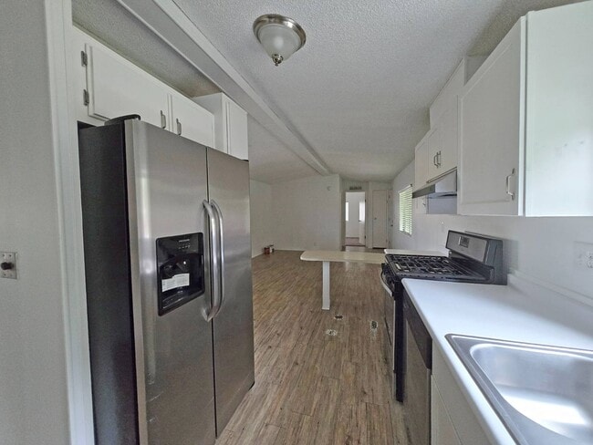 Building Photo - 8633 E Brundage Ln