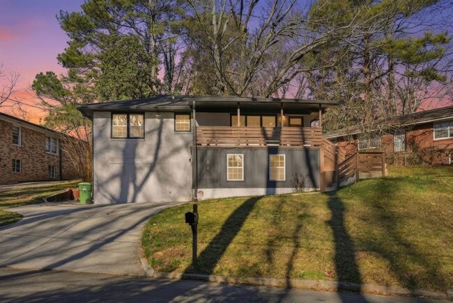 Building Photo - 167 Rockmart Dr SW