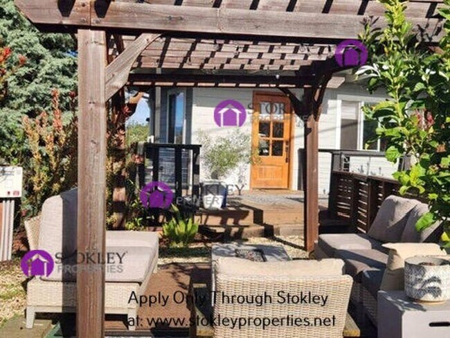 Foto del edificio - 4311 Fairway Dr