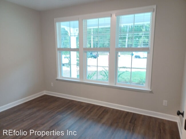 Building Photo - 3 br, 2.5 bath House - 9033 Lee Brown Ridg...
