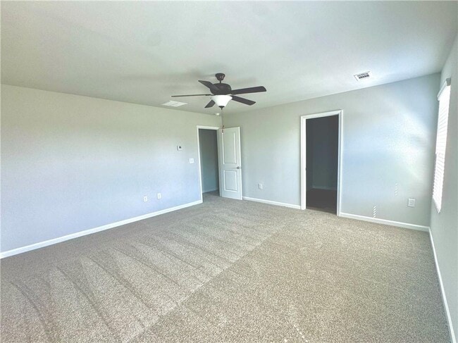 Building Photo - 11067 Suria Dr
