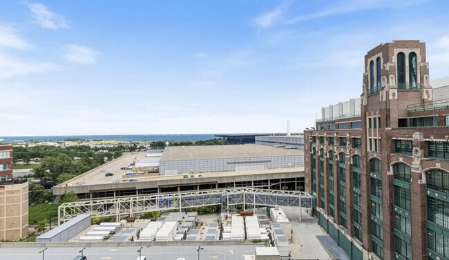 Foto del edificio - 320 E 21st St