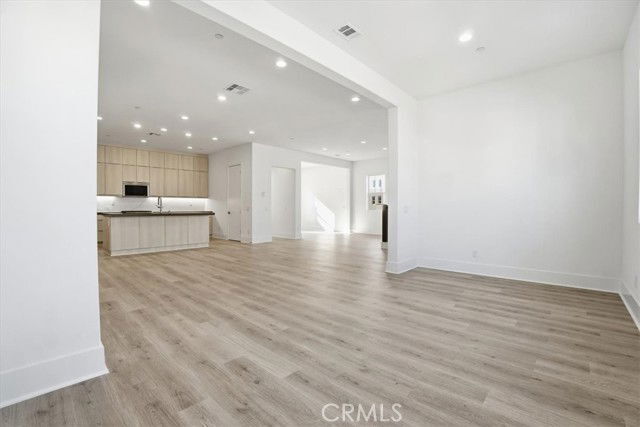 Building Photo - 8 Remy Ln