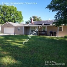 Building Photo - 5524 SW 13th St