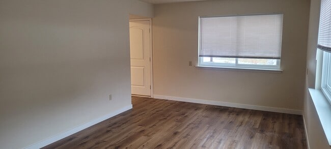 Living Room - 1102 S Black Ave