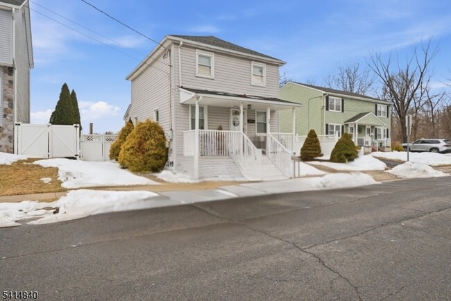 Building Photo - 94 S 21st Ave