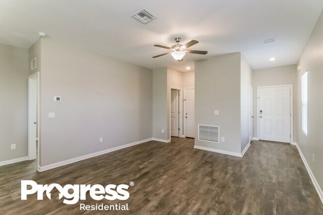 Building Photo - 35486 White Water Lily Way