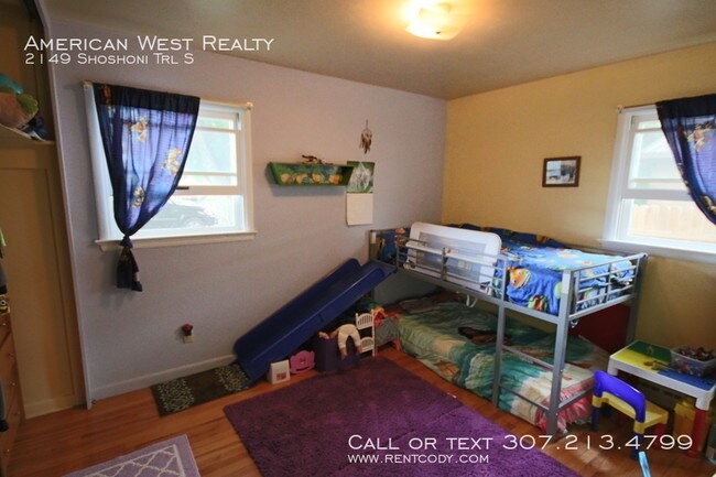 Building Photo - 3bed/1bath home