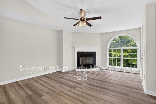 Foto del edificio - 3638 Morris Farm Dr