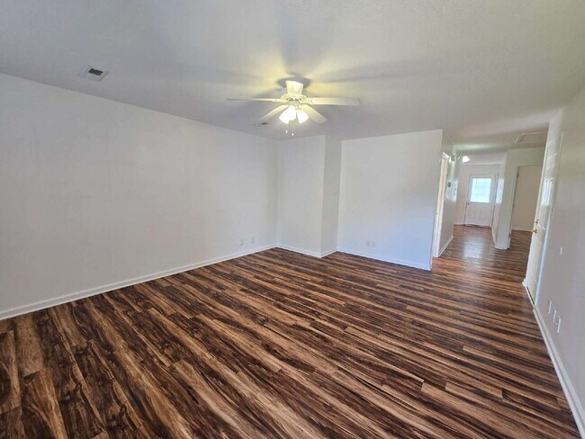 Foto del edificio - 273 A Executive Ave, Clarksville, TN 37042