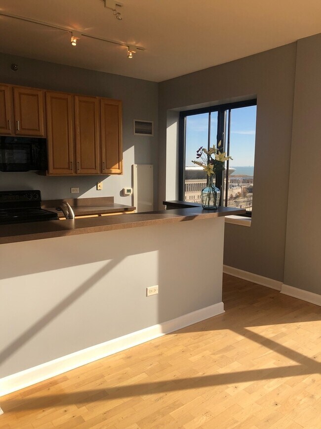 Foto del edificio - 1322 S Prairie Ave