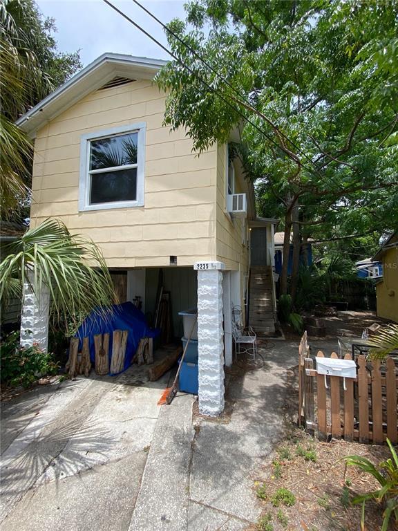 Foto principal - 2235 Florida Ave S