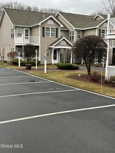 Building Photo - 55 Elderberry Ct