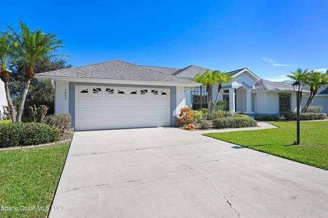 Building Photo - 3643 Bluefield Ave