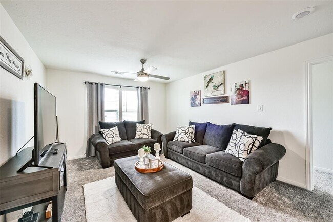 Building Photo - 20738 Oakley Falls Dr