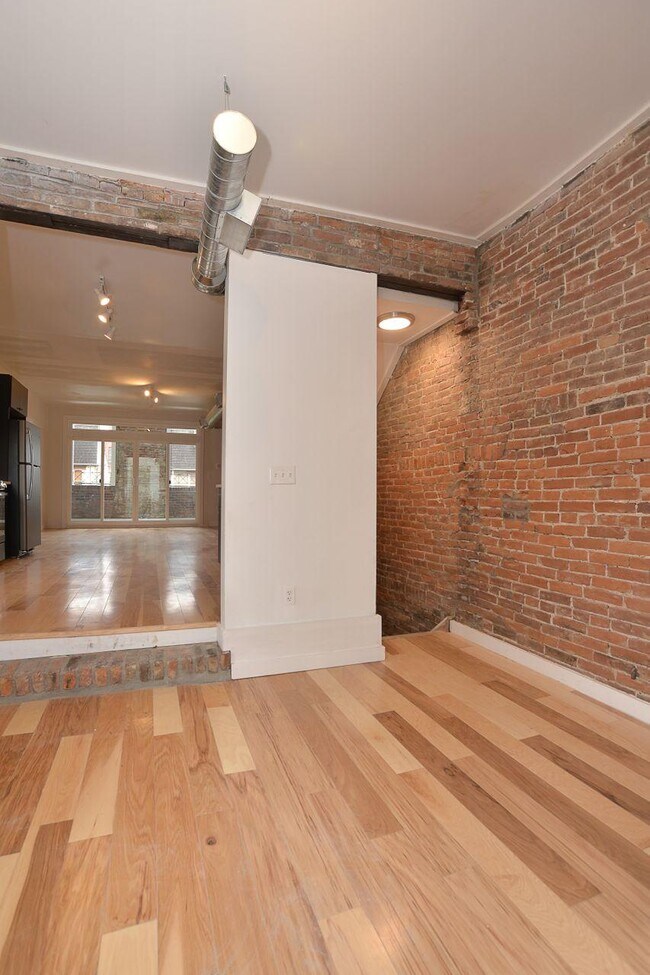 Foto del edificio - 1713 Locust St