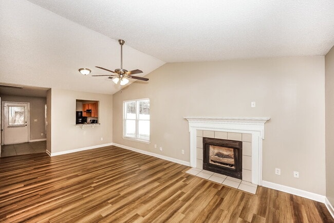 Building Photo - 3441 Braden Dr